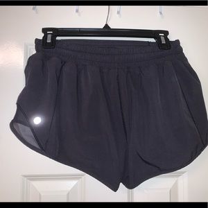 Black Hotty Hot Lululemon shorts 2.5”